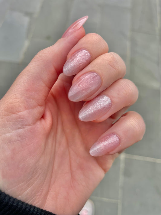 Shimmer Shine (medium)